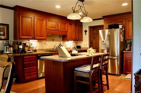 1274 Blacksnake Rd, Stanley, NC 28164 photo 5
