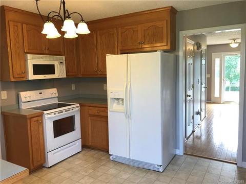 210 Bennington Dr, Stanley, NC 28164 photo 13