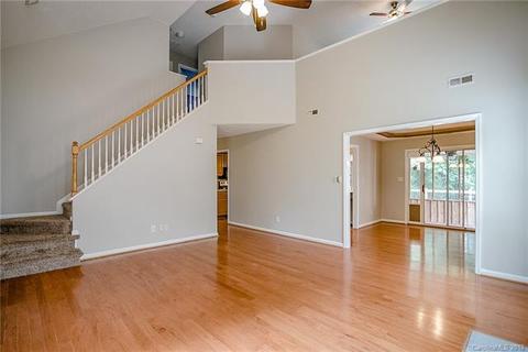10427 Danesway Ln, Cornelius, NC 28031 photo 5
