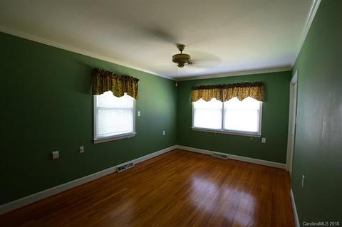 1013 Forest Dr, Lancaster, SC 29720 photo 19