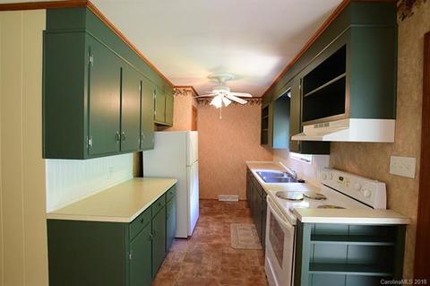1013 Forest Dr, Lancaster, SC 29720 photo 17