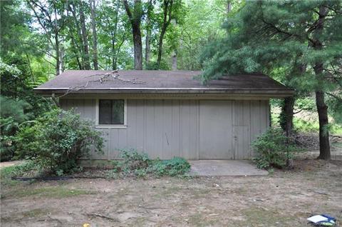 865 Warrior Dr, Tryon, NC 28782 photo 3