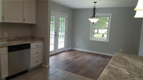 5087 Springhaven Dr, Conover, NC 28613 photo 6