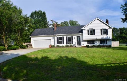 3108 Fair Meadows Dr, Monroe, NC 28110 photo 1