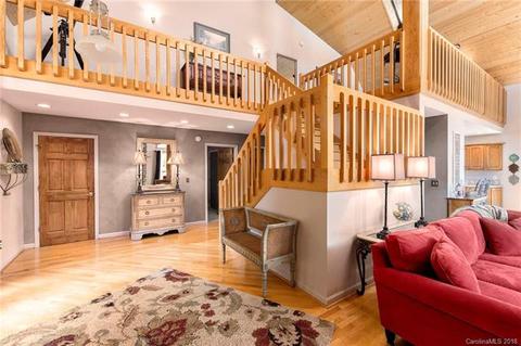 128 Brancer Dr, Mars Hill, NC 28754 photo 4