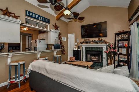 215 Northwest Dr, Davidson, NC 28036 photo 9