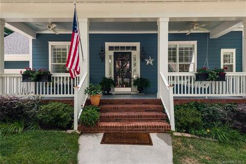 138 O Henry Ave, Davidson, NC 28036 photo 2