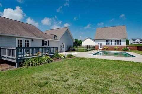 2754 Judea Dr, Conover, NC 28613 photo 9