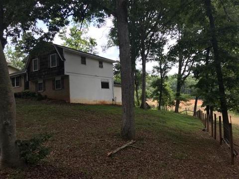 2608 Devon Dr, Dallas, NC 28034 photo 3