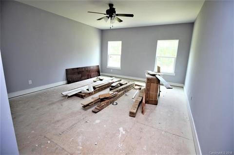 1348 Ole Cambridge Cir, Clover, SC 29710 photo 15