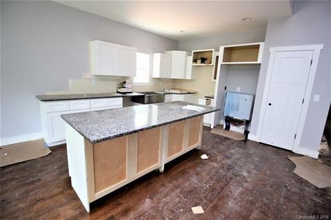 1348 Ole Cambridge Cir, Clover, SC 29710 photo 9