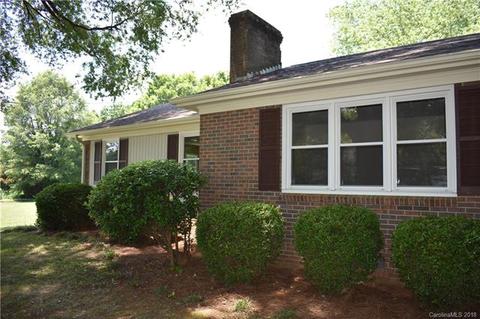 256 Windsor Dr, Salisbury, NC 28144 photo 3