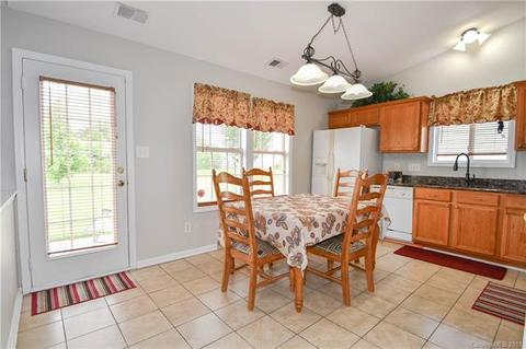 2001 Astoria Dr, Monroe, NC 28110 photo 8