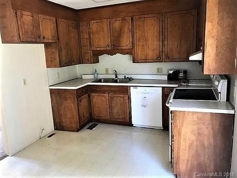 644 Starcliff Cir, Lancaster, SC 29720 photo 11