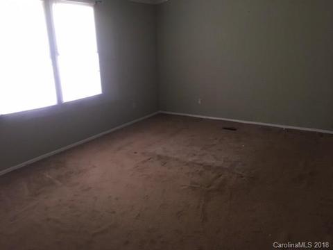 718 Spring Pointe Dr, Stony Point, NC 28678 photo 12