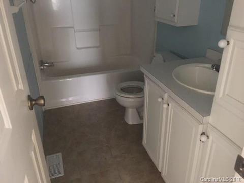 718 Spring Pointe Dr, Stony Point, NC 28678 photo 9