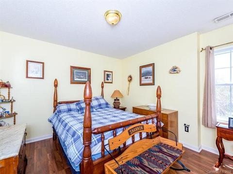 30 E Danbury Ln, Brevard, NC 28712 photo 26