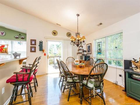 30 E Danbury Ln, Brevard, NC 28712 photo 7