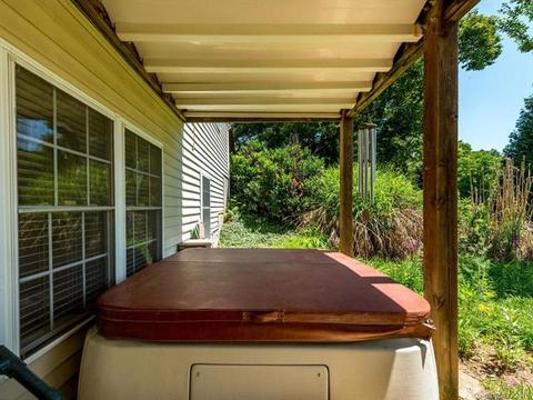 30 E Danbury Ln, Brevard, NC 28712 photo 34