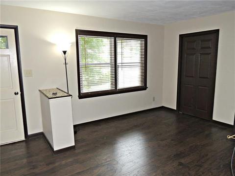 98 Valley Rd, Hickory, NC 28601 photo 2