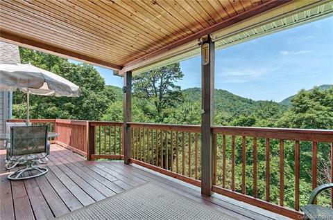 26 Windsong Dr, Fairview, NC 28730 photo 3