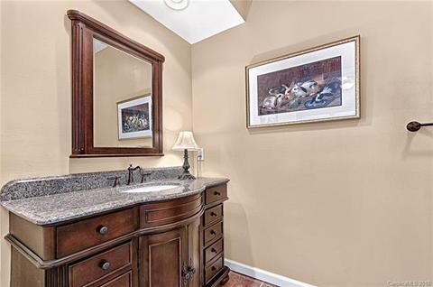 26 Windsong Dr, Fairview, NC 28730 photo 17