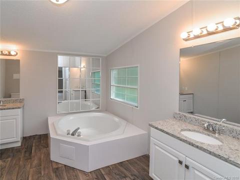151 Flora Ln, Harmony, NC 28634 photo 22