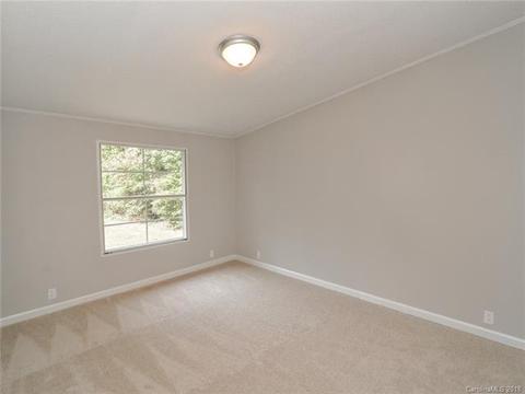 151 Flora Ln, Harmony, NC 28634 photo 20