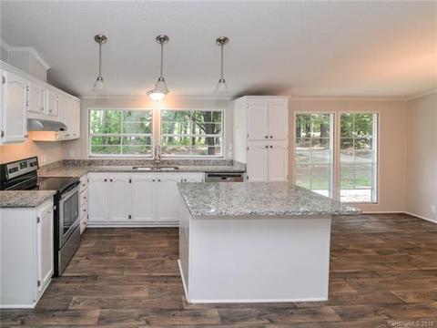 151 Flora Ln, Harmony, NC 28634 photo 11