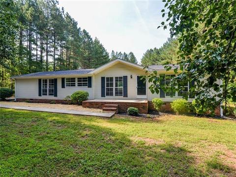 151 Flora Ln, Harmony, NC 28634 photo 2