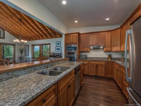 205 River Park Ln, Mill Spring, NC 28756 photo 6