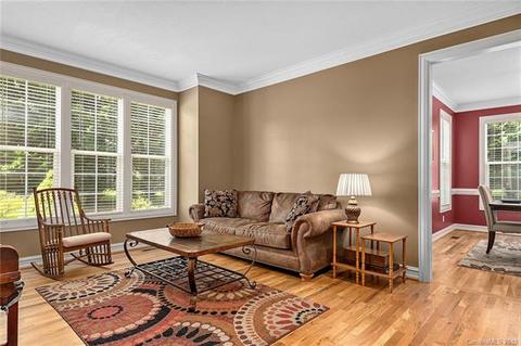 409 Oak Tree Ln, Fletcher, NC 28732 photo 9