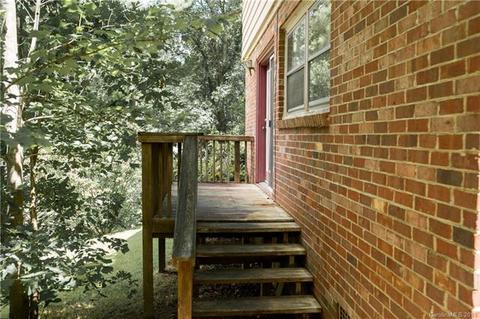 20 Devonwood Dr, Marion, NC 28752 photo 3