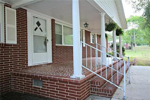 807 E 22nd St, Kannapolis, NC 28083 photo 2