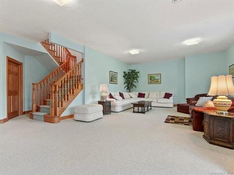 63 Pondview Dr, Clyde, NC 28721 photo 18