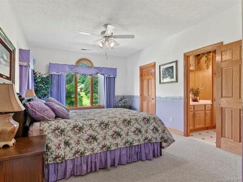 63 Pondview Dr, Clyde, NC 28721 photo 13