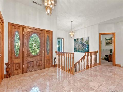 63 Pondview Dr, Clyde, NC 28721 photo 4