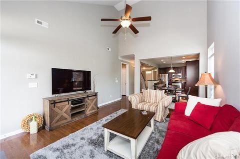 8303 Viewpoint Ln, Cornelius, NC 28031 photo 19