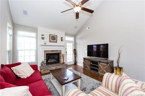 8303 Viewpoint Ln, Cornelius, NC 28031 photo 18