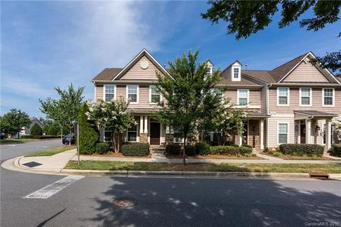 8303 Viewpoint Ln, Cornelius, NC 28031 photo 1
