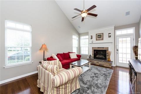 8303 Viewpoint Ln, Cornelius, NC 28031 photo 17