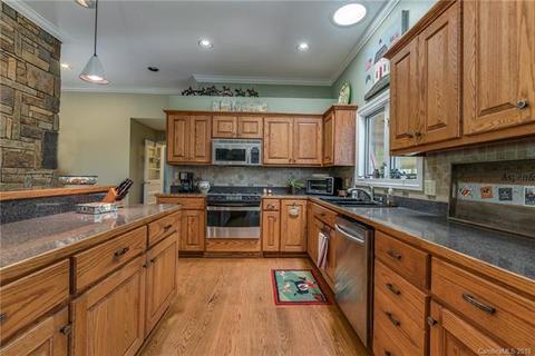 506 Jones Rd, Mill Spring, NC 28756 photo 6