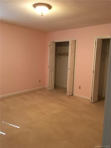 70 Ridgeway Dr, Flat Rock, NC 28731 photo 13