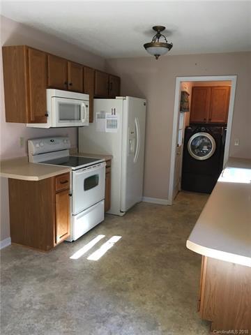 70 Ridgeway Dr, Flat Rock, NC 28731 photo 6
