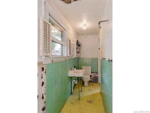 87 Lowe St, Canton, NC 28716 photo 9
