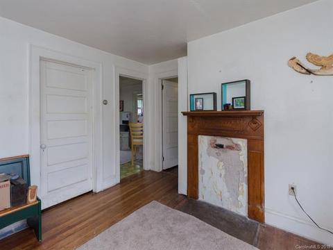 87 Lowe St, Canton, NC 28716 photo 5