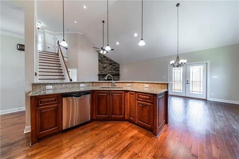 3785 9th Street Ne Dr NE, Hickory, NC 28601 photo 10