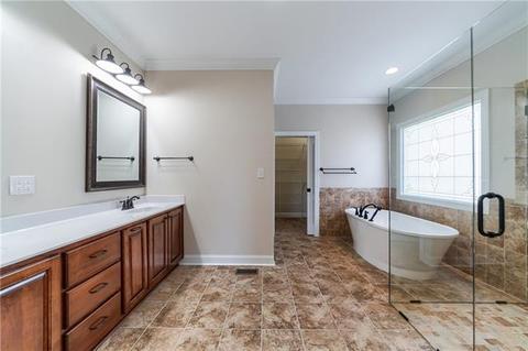 3785 9th Street Ne Dr NE, Hickory, NC 28601 photo 13