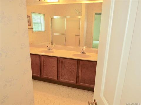 26 Chipmunk Ct, Brevard, NC 28712 photo 17