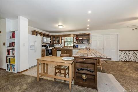 1910 Bobby Ray Rd, Clover, SC 29710 photo 14